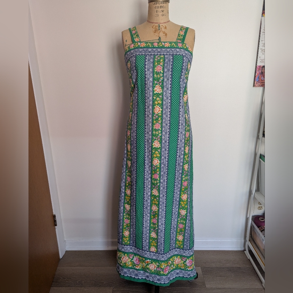 Elegant Green Floral Maxi Dress